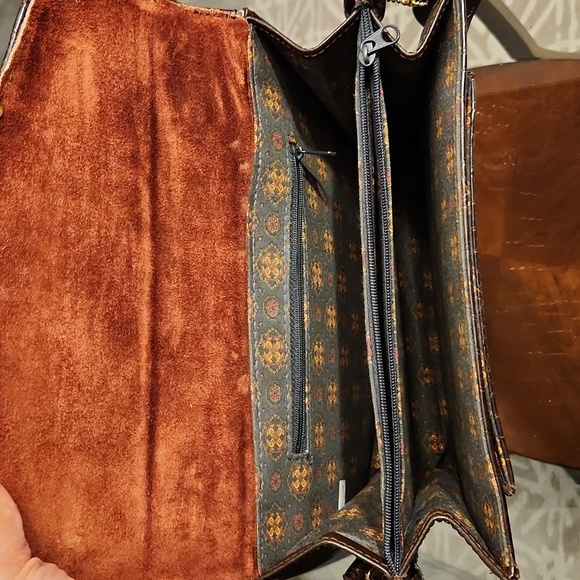 Chenson Bag - Picture 7 of 10